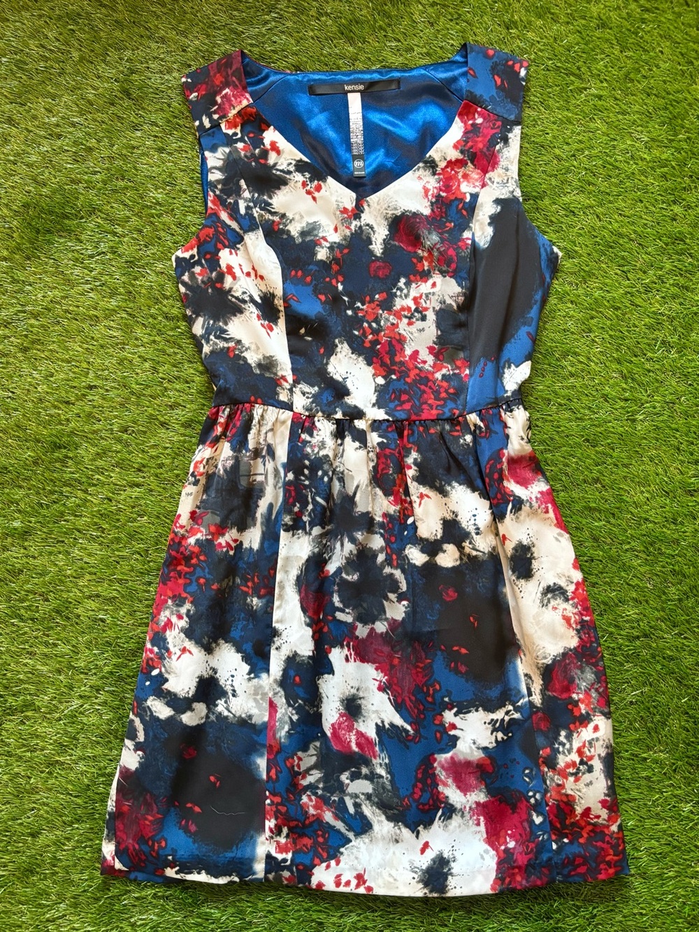 Kensie Blue Red Floral Fit & Flare Dress Medium